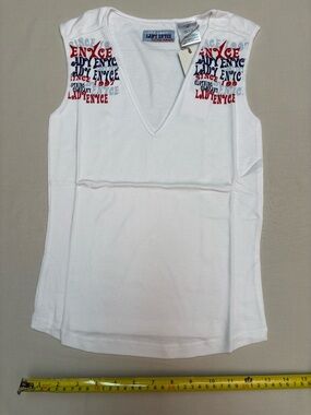 Lady Enyce White Sleeveless V-Neck Graphic Tank size M